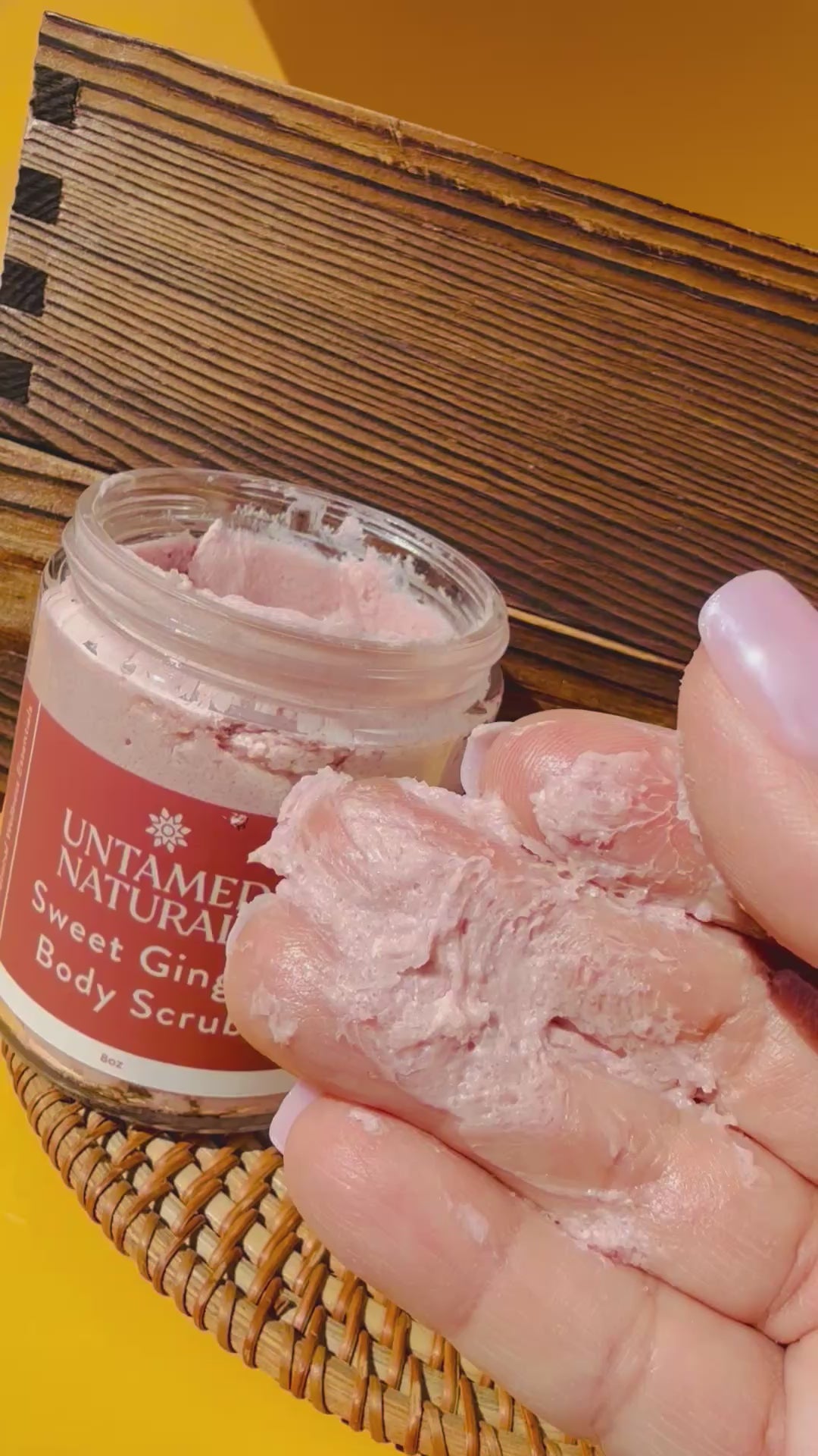 Sweet Ginger Foaming Body Scrub